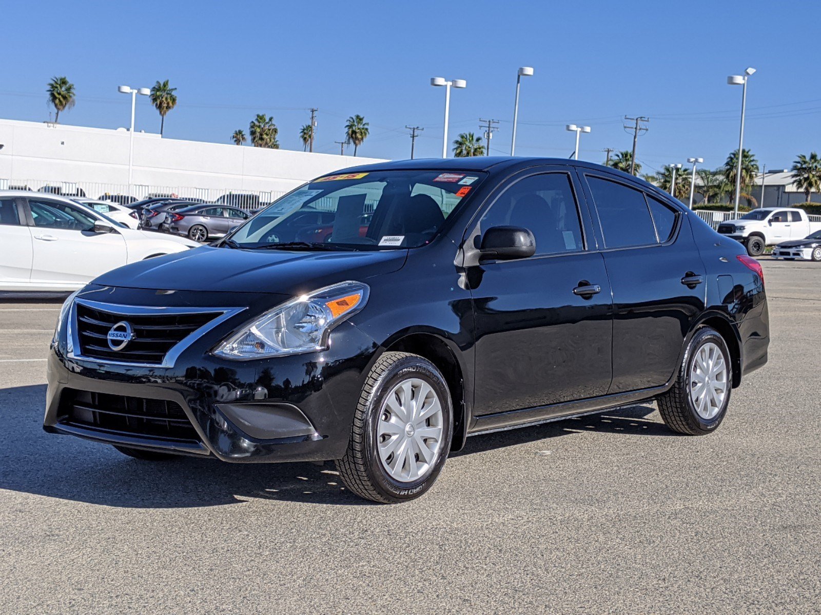 Nissan versa 2015