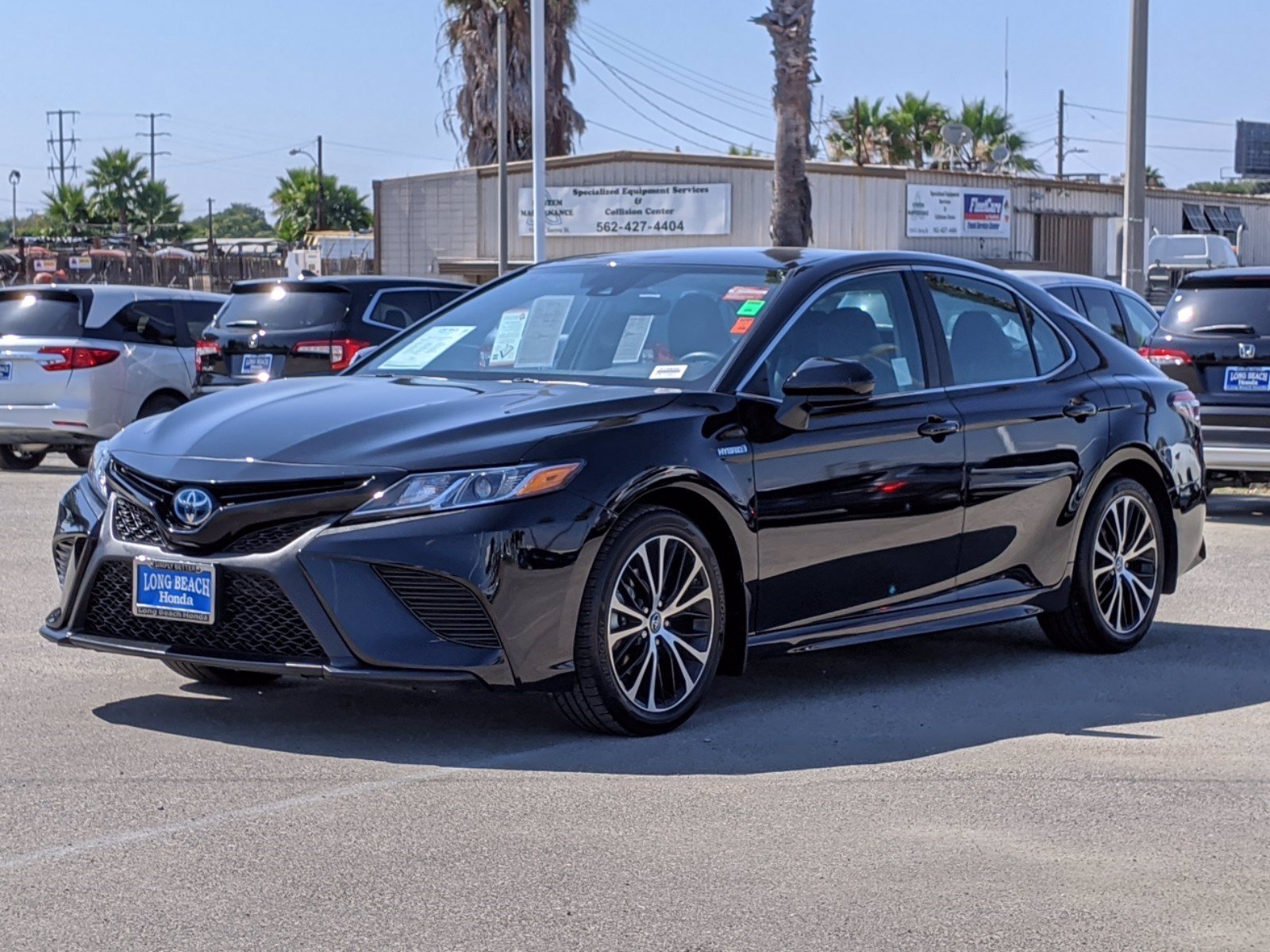 PreOwned 2019 Toyota Camry Hybrid SE 4dr Car in Signal