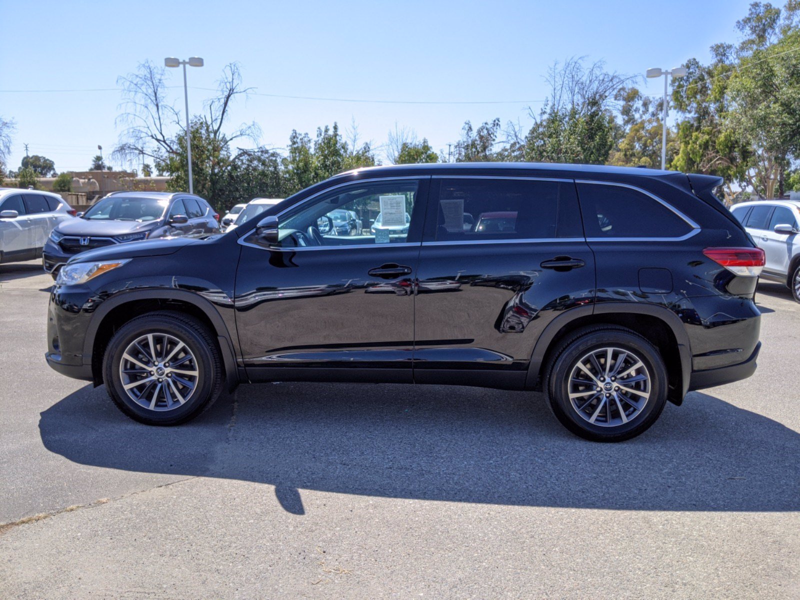 Pre-Owned 2019 Toyota Highlander XLE Sport Utility In Signal Hill # ...